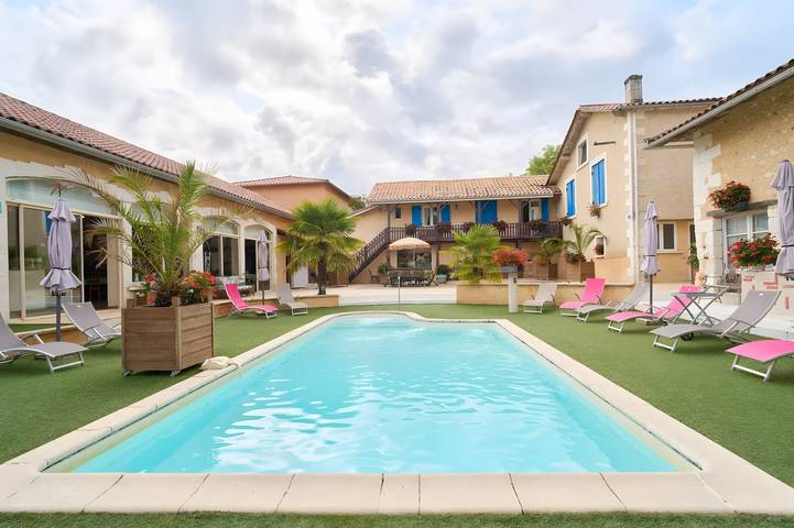 Périgord Elegante, Habitaciones 'Le Pré Fleuri' con piscina en el corazón de Ribérac in Saint-Sulpice-de-Roumagnac, Périgord Vert