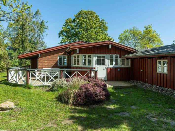 Ferienhaus für 10 Personen, mit Terrasse und Sauna in Nordstrand (Tranekær)