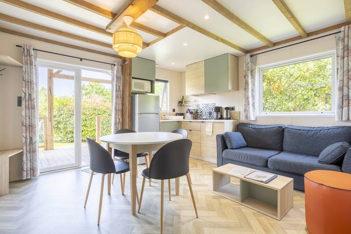 Chalet pour 6 personnes, avec bassin pour enfant ainsi que sauna et jardin, animaux acceptés en Bretagne - 2