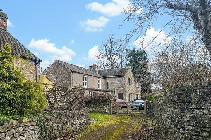 Holiday rental for 7 people, with garden in Ashford in the Water