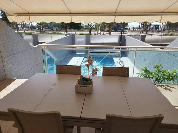 Casa rural para 8 personas, con balcón además de jacuzzi y piscina en Plana Baixa - 4