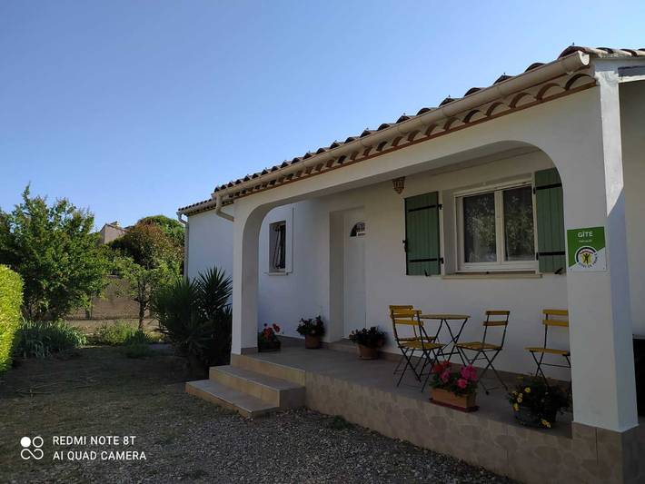 Gîte pour 6 personnes, avec Terrasse et Jardin