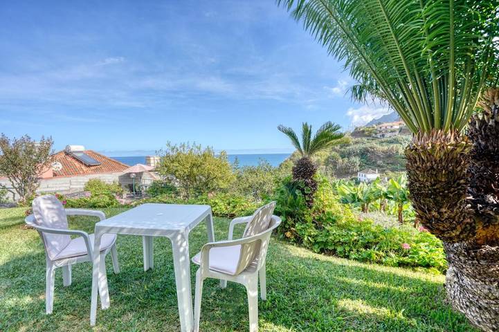 Location de vacances pour 2 personnes, avec vue et jardin à Porto da Cruz - 4