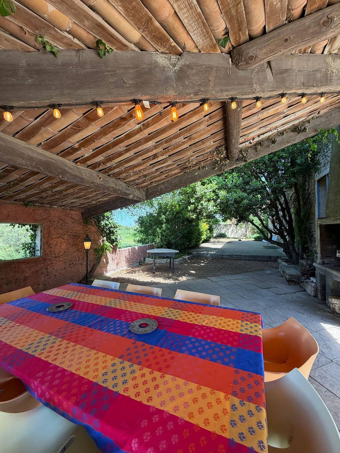 Authentische Villa aus dem 17. Jahrhundert mit privatem Pool in Albaron, Arles