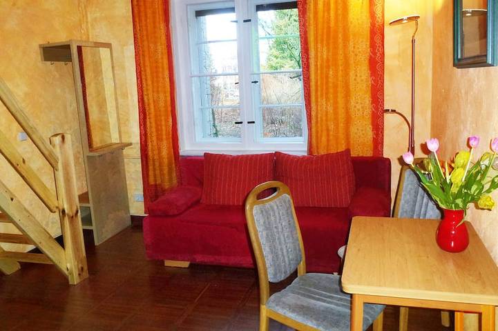 Ferienwohnung für 3 Personen, mit Terrasse und Garten in Buch Berlin
