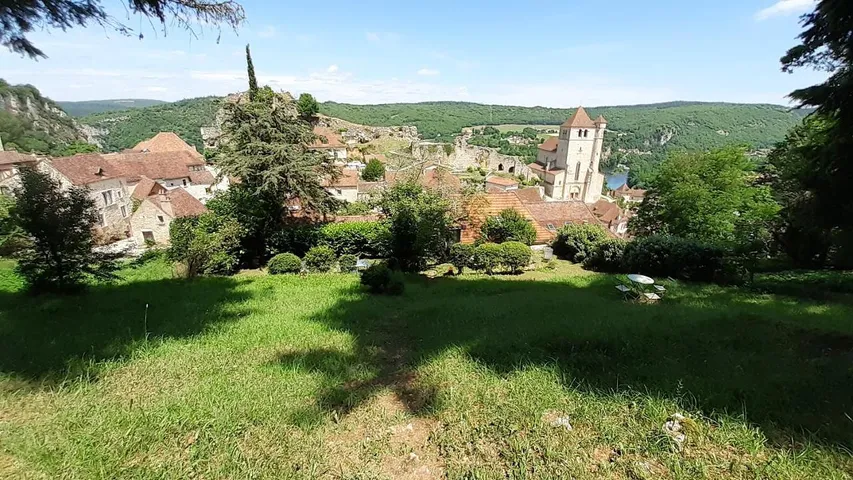 Maison d’hôte pour 4 personnes, avec vue et jardin - 1
