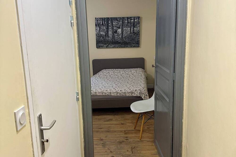 Ganze Wohnung, T2 50m² renovated, close to the sanctuary, cycling & hiking - Charming apartment to rent in Lourdes in Lourdes, Hautes-Pyrénées