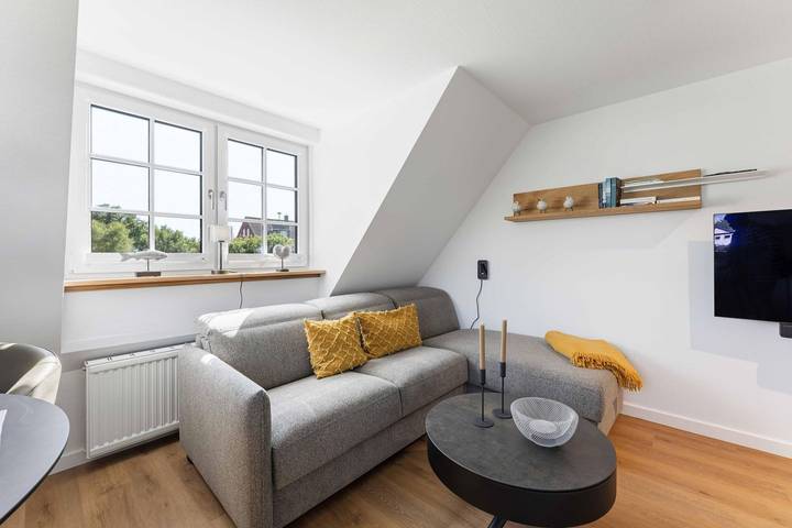 Ganze Wohnung, Ferienwohnung Lütt Mööv mit Terrasse und Garten in Wenningstedt auf Sylt in Wenningstedt, Sylt