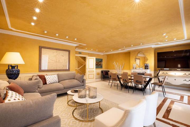 Location de vacances pour 17 personnes, avec piscine ainsi que jardin et vue à Tudela - 3