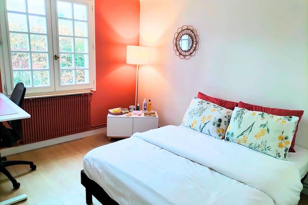 Chambre privée, Wifi fibre, sur l'axe Paris-Dieppe, Pdj inclus in Neuf-Marché, Région de Dieppe