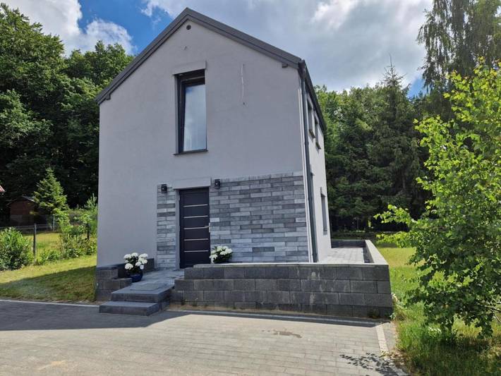 Dom dla 5 osób, z Jacuzzi i Taras oraz Widok i Widok na jezioro w Jezioro Żarnowieckie
