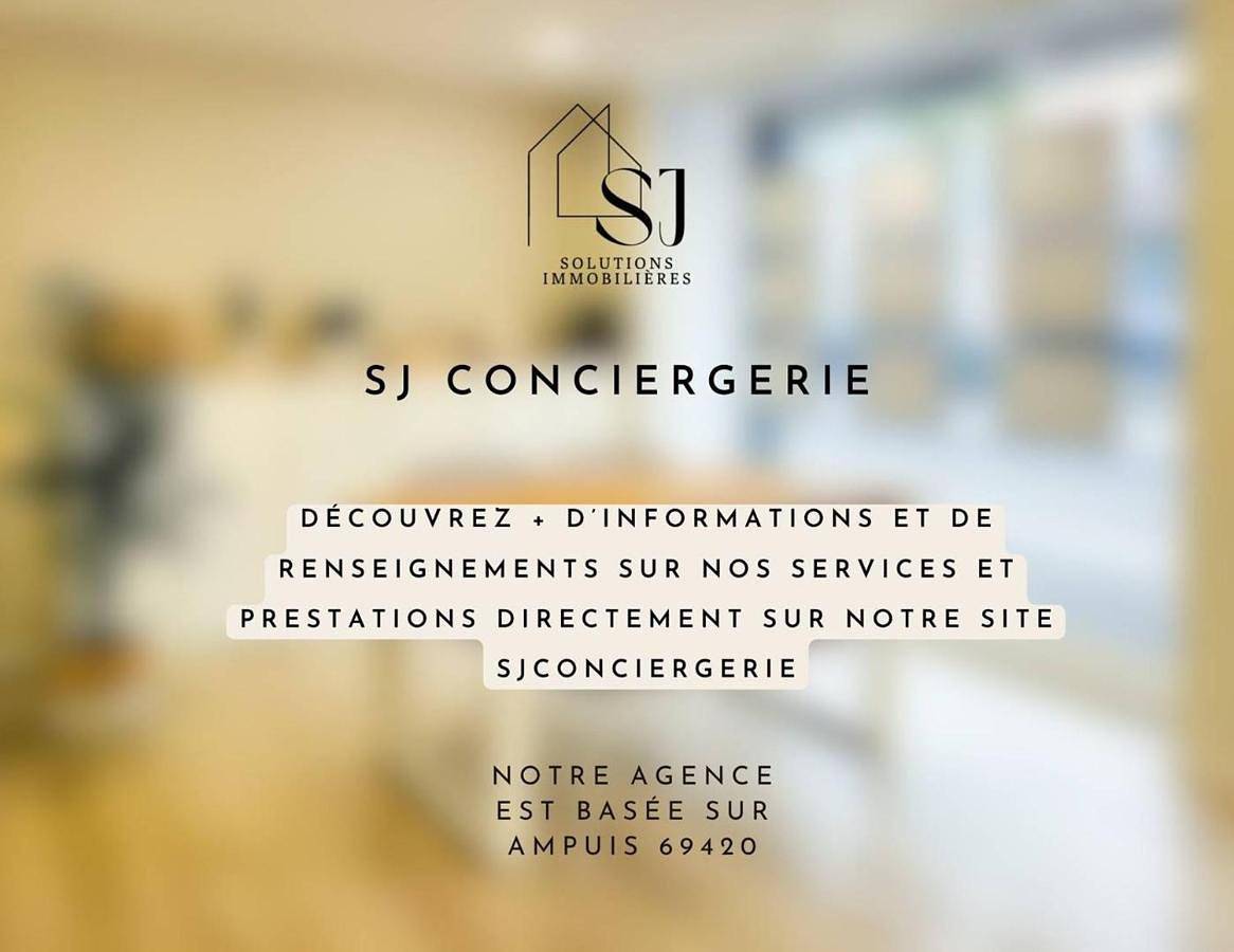 Appartement entier, One-Bedroom Apartment with Terrace in Bourg-Argental, Parc Naturel Régional du Pilat