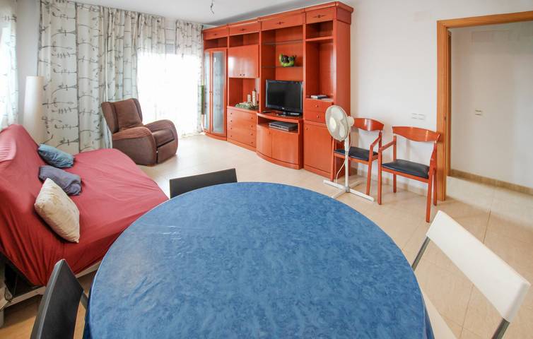 Ganze Ferienwohnung, Luxus-Apartment mit Aufzug, TV und Flussblick in Deltebre, Delta de l'Ebre