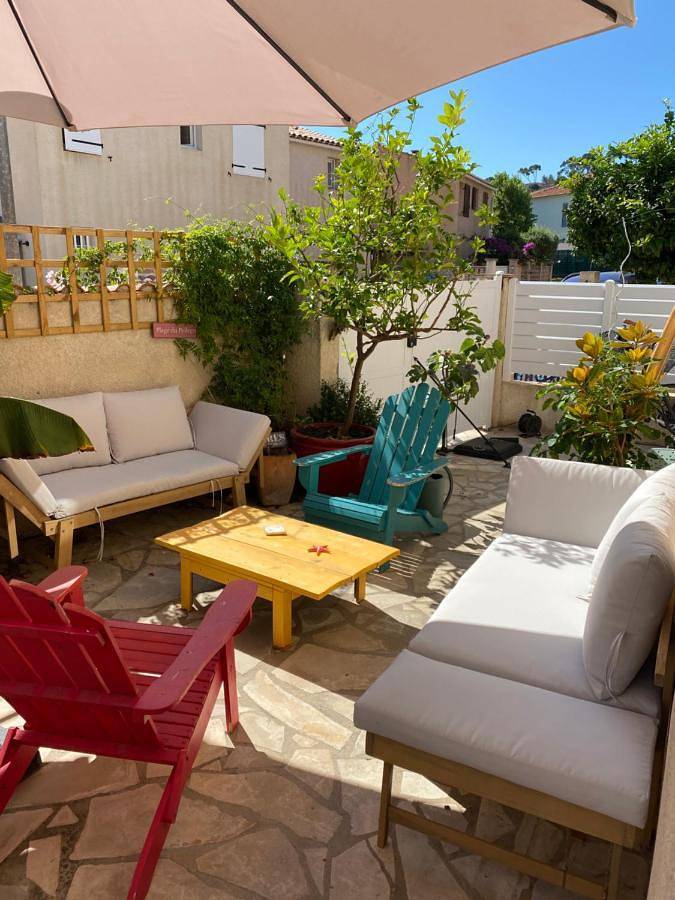 Chambre d’hôte pour 2 personnes, avec piscine et terrasse, animaux acceptés dans Parc national de Port-Cros - 2