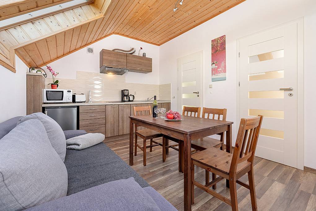 Ganze Ferienwohnung, Apt B links im Og in Ustronie Morskie, Polnische Ostsee