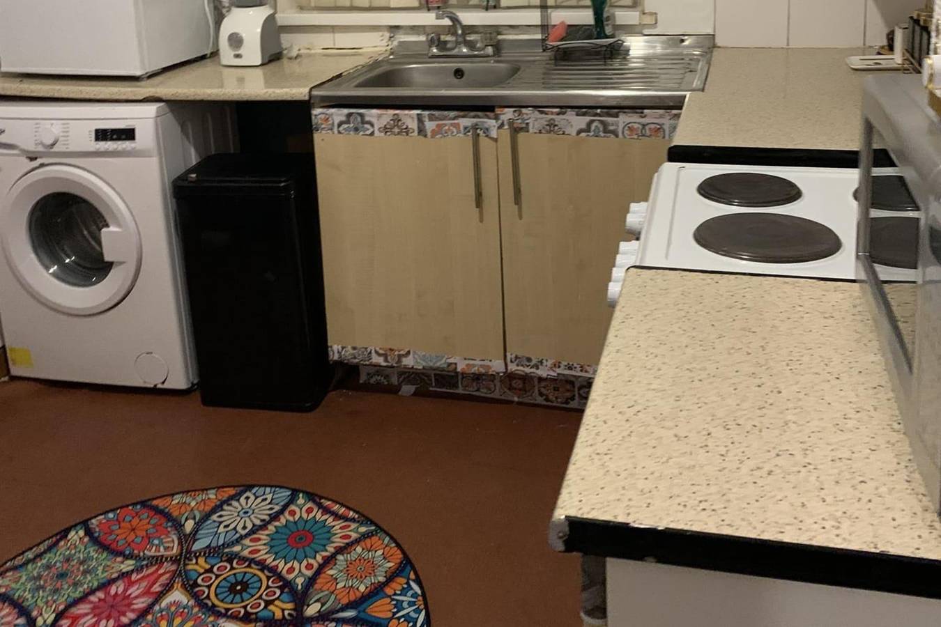 Entire holiday apartment, Sleeps 2 with Free Parking and Wi-Fi in Birmingham, Birmingham Area