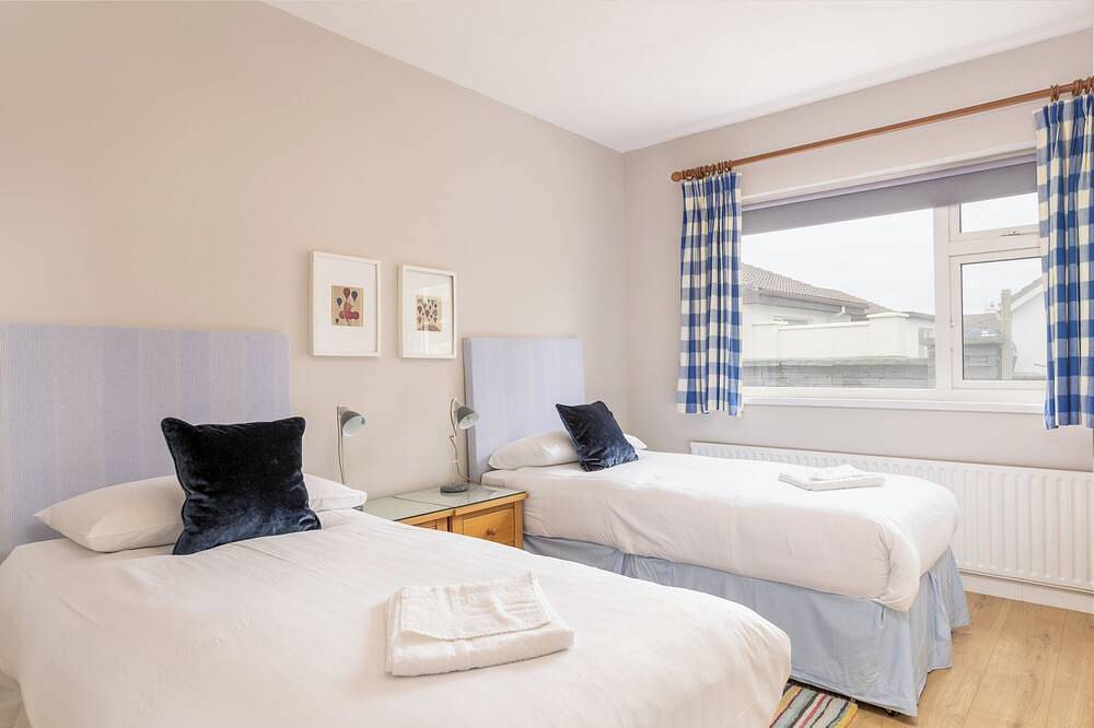 Seapark 7 - Sea Views in Lahinch, County Clare