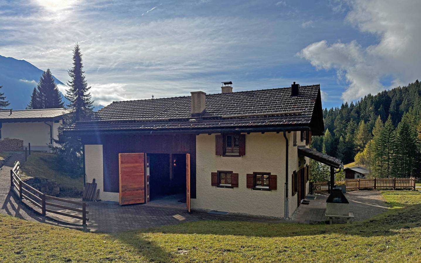 Ski-in/Ski-out Maiensäss mit Kamin in Vaz/Obervaz, Plessur Alpen