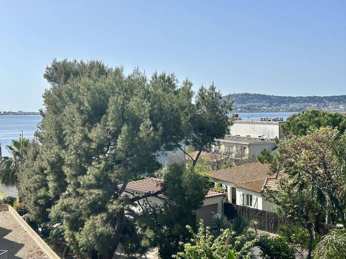 Gîte pour 2 personnes, avec balcon dans Port De Balaruc Les Bains