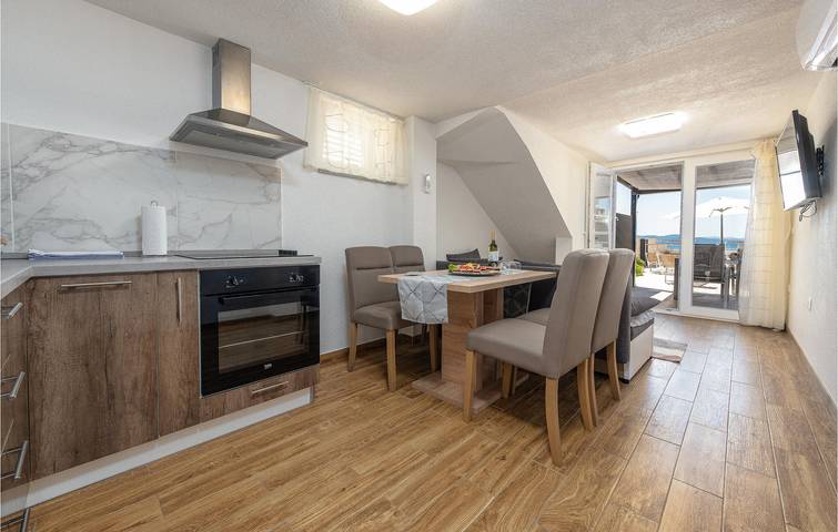 Ferienwohnung für 3 Personen, mit Terrasse in Petrcane - 4