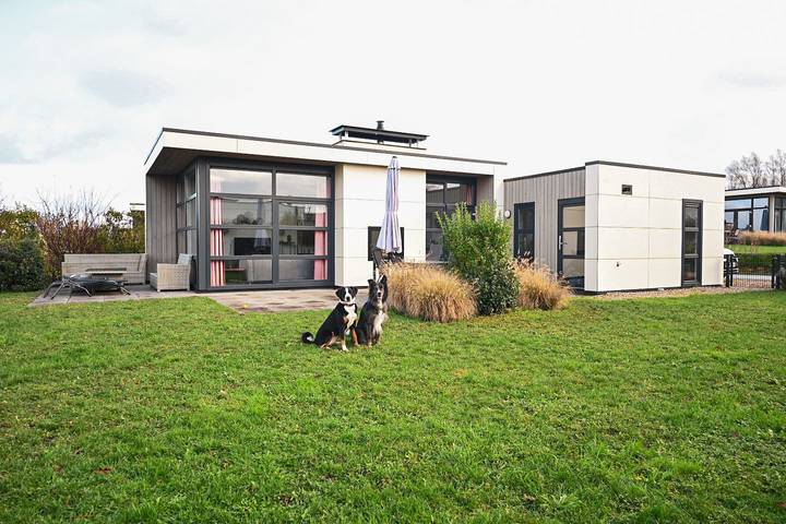 Ferienhaus für 4 Personen, mit Garten und Pool sowie Sauna - 1