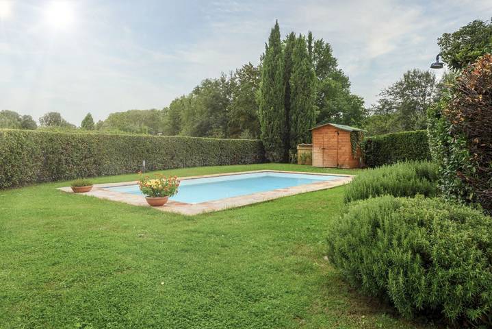 Location de vacances pour 8 personnes, avec jardin et piscine à Poggibonsi - 2