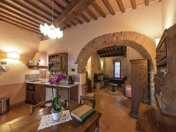 Villa for 4 Guests in Figline e Incisa Valdarno, Florence Province, Picture 2