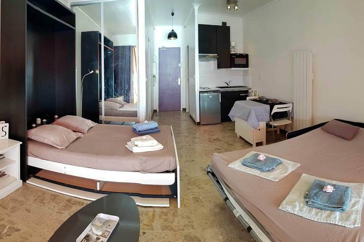 Ganze Wohnung, Studio 2/4 Waterfront Ajaccio. in Ajaccio, Golfe D'Ajaccio