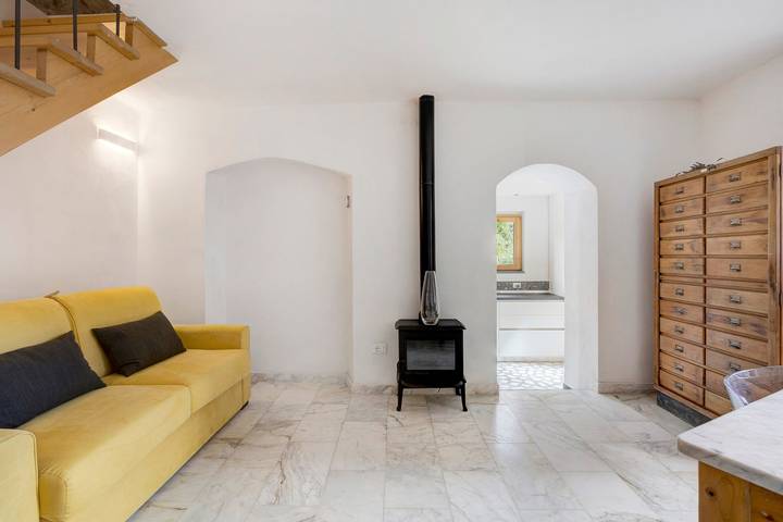 Casa vacanze 'Villino Marco' con terrazza privata, Wi-Fi e aria condizionata in Casano-Dogana-Isola, Luni