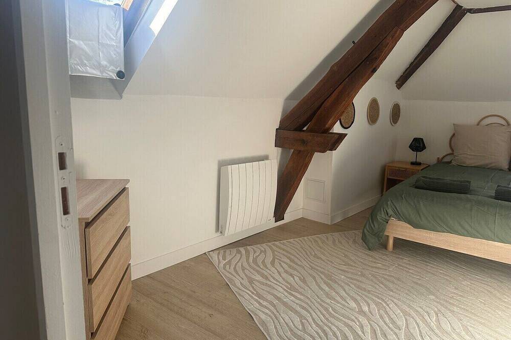 Entire apartment, Apartment-Private Bathroom-Apartment in Sens, Yonne