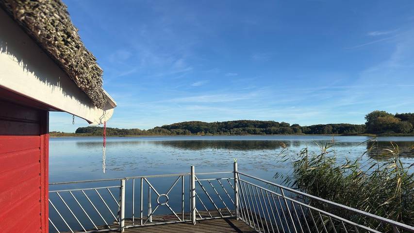 Ferienhaus für 3 Personen, mit Seeblick und Garten sowie Terrasse - 1