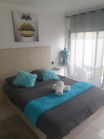 Hôtel pour 2 personnes, avec terrasse à Tremblay-en-France