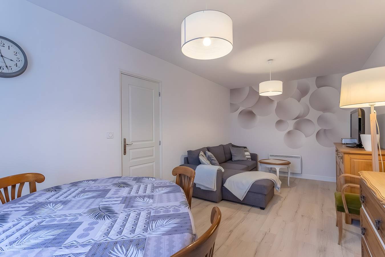 Gîte Le Francvillois : maison de vacances avec jardin privé et Wi-Fi in Villefranche-sur-Cher, Sologne