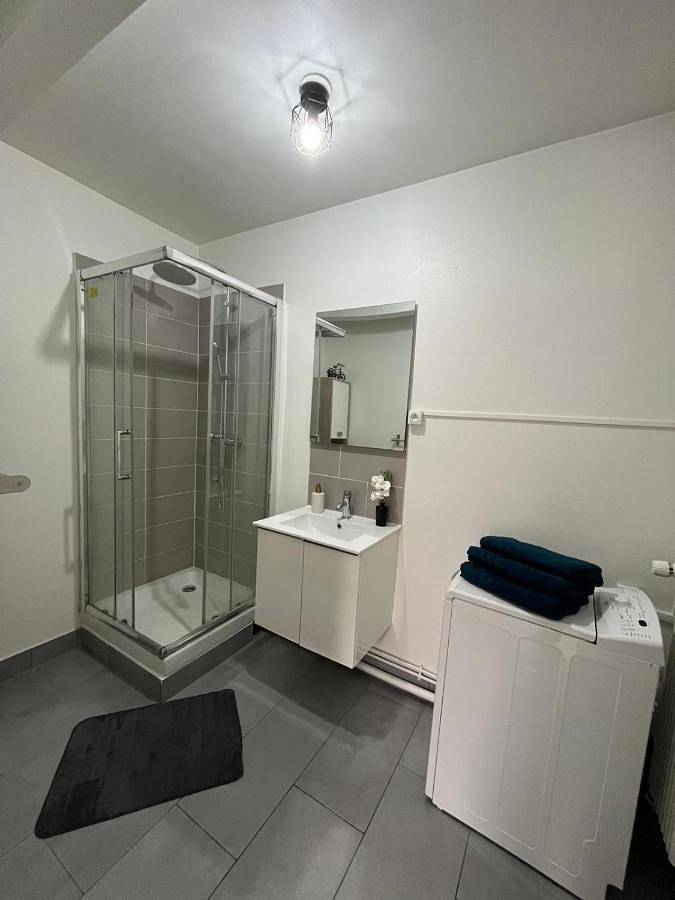 Gîte pour 3 personnes, avec balcon dans Gare De Gentilly - 3