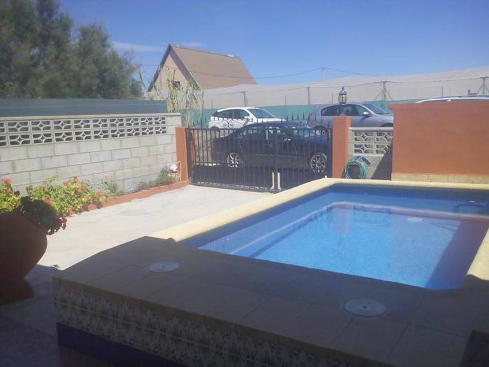 Casa rural para 6 personas, con piscina y jardín, Se admiten mascotas en Sueca