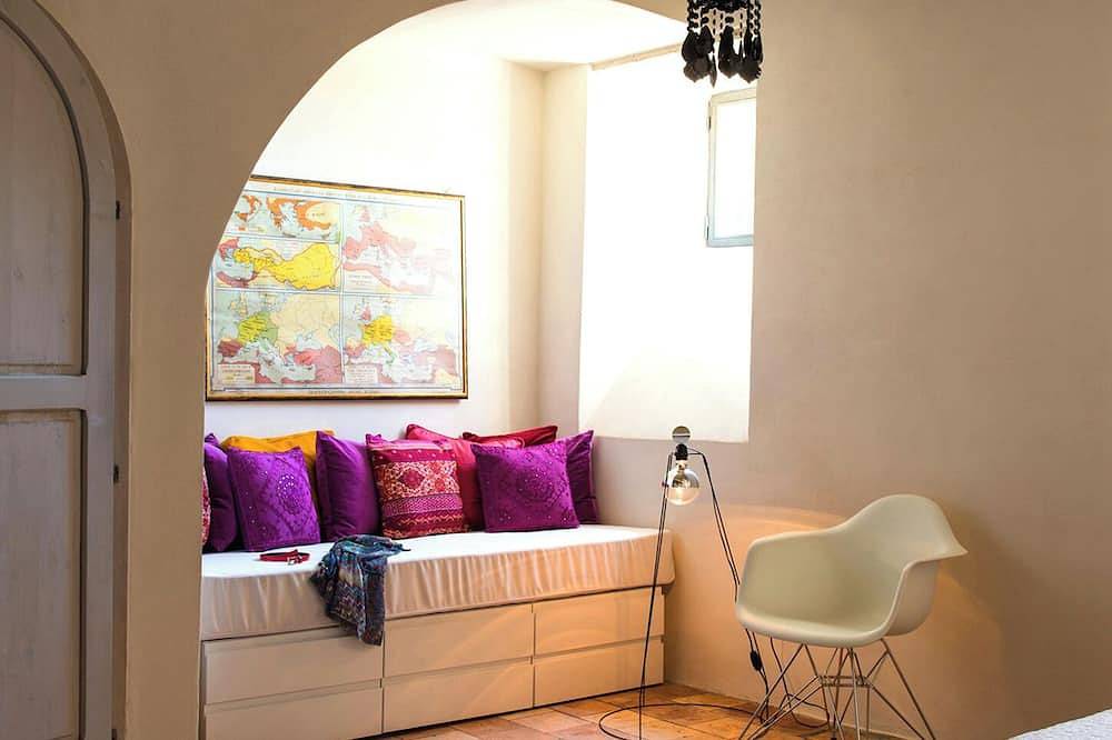 Ein einzigartiges Luxushaus, Designer-Interieur, privater Pool, in einer märchenhaften Stadt in Lubriano, Viterbo Provinz