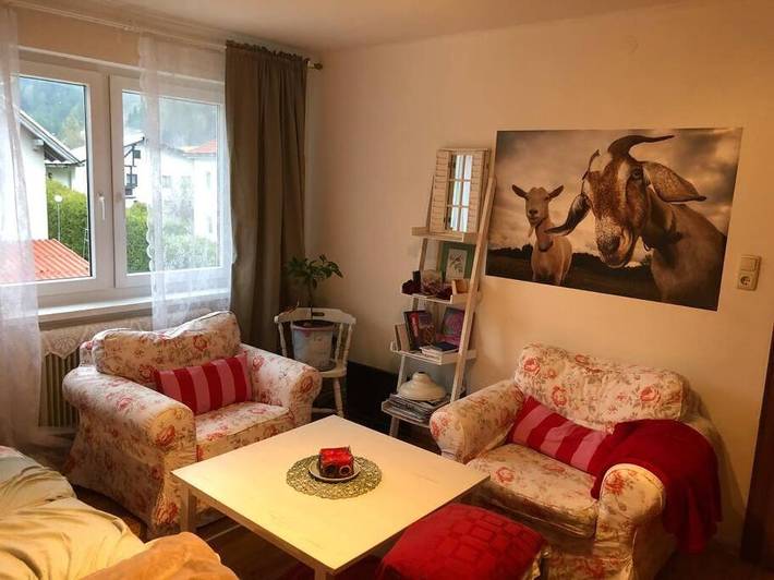 Ferienwohnung für 5 Personen, mit Garten und Ausblick, mit Haustier