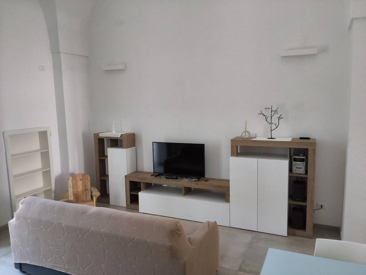 Apartamento inteiro, Apartamento 'La Casa Dietro L'angolo' com terraço privado, Wi-Fi e ar condicionado in Galatone, Golfo de Taranto