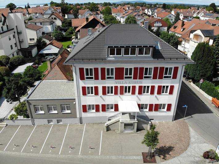Gemütliche 2-Zimmer-Wohnung mit Balkon, in der Nähe des Bodensees – WLAN & Küche in Langenargen, Region Bodensee-Oberschwaben
