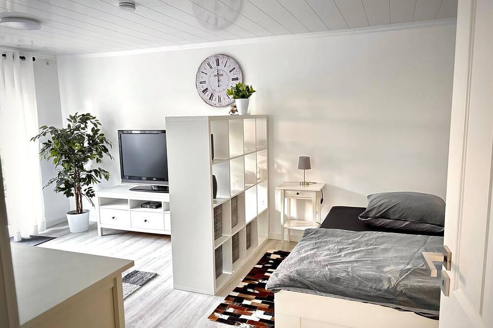 Ganze Wohnung, Renovierte Ferien- und Monteurswohnung in Much in Much, Rhein-Sieg-Kreis