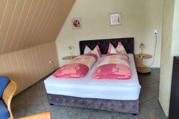Ferienwohnung für 6 Personen, mit Sauna und Garten in Sebnitz - 2