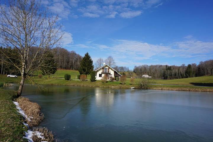 Chalet pour 6 personnes, avec Balcon et Terrasse dans le Doubs
