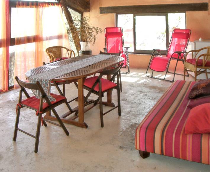 Location de vacances pour 6 personnes, avec terrasse à Noves - 4