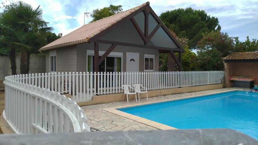Gîte pour 4 personnes, avec jardin ainsi que vue et piscine à Montady - 2