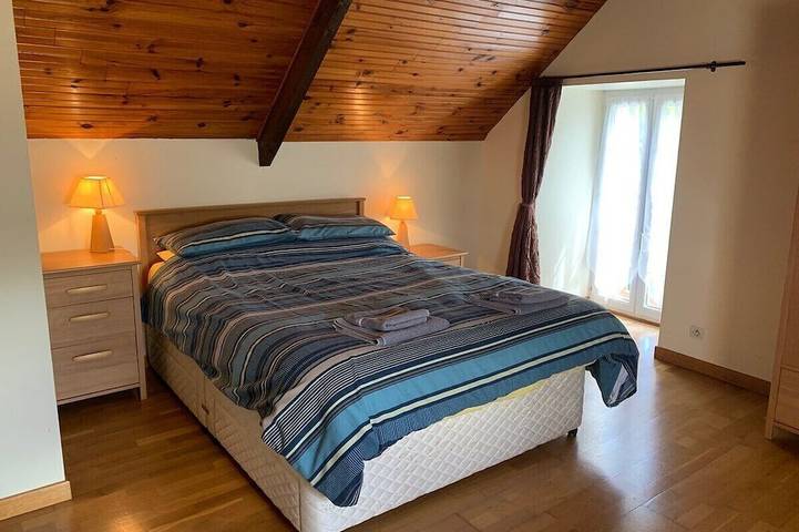 Gîte pour 5 personnes, avec jardin et terrasse, animaux acceptés à Caurel - 2
