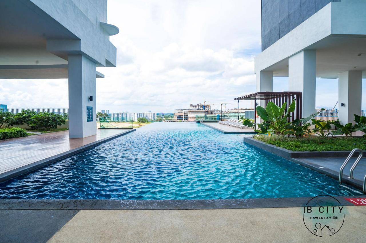 Entire apartment, Mid Valley Southkey Mosaic by Rr Jbcity in Johor Bahru, Johor