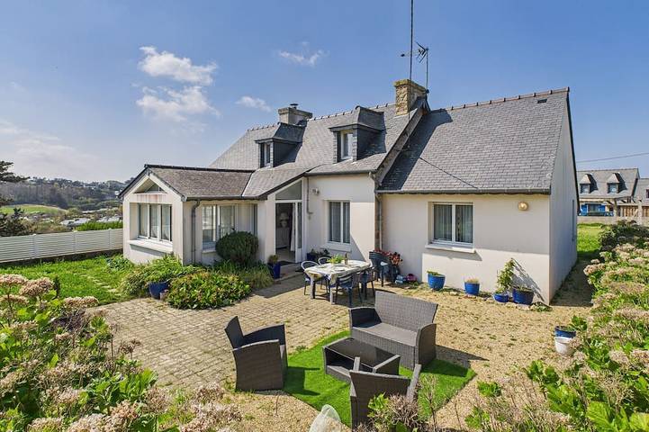 Chalet für 8 Personen, mit Terrasse und Garten