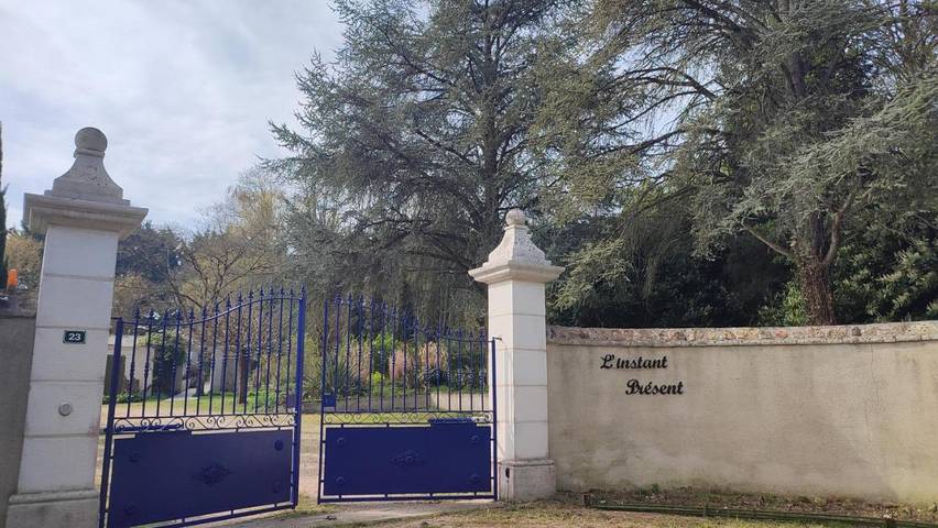 Location de vacances pour 6 personnes, avec Terrasse ainsi que Jardin et Piscine à Cussay - 3