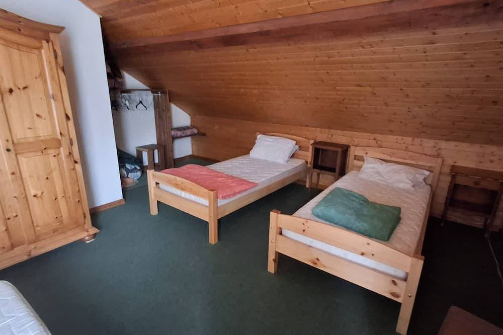 Apartamento entero, Mountain apartment at the foot of the slopes in La Morte, Parque Nacional de los Ecrins