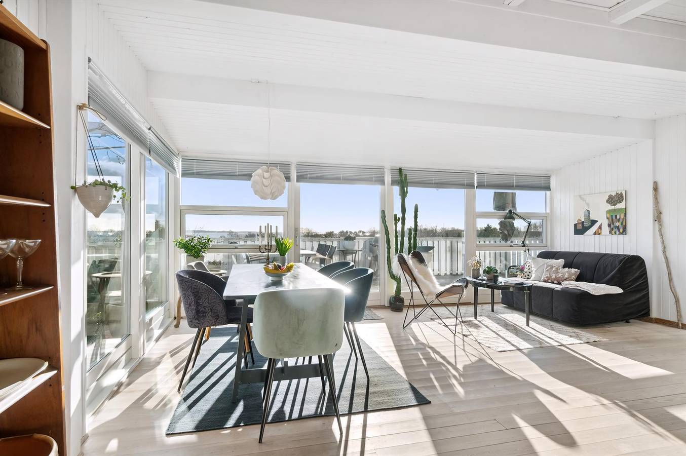 2 bedroom pet friendly home in Rønde in Følle Strand, Djursland